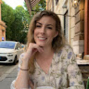 Meet your Posher, Lauren